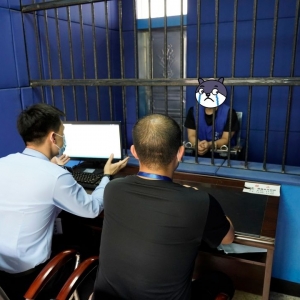 社会舆论：涉毒逃犯投案自首