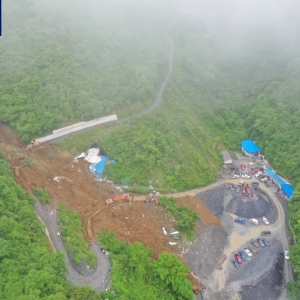 四川省乐山市金口河区发生高位山体垮塌，造成19人遇难！