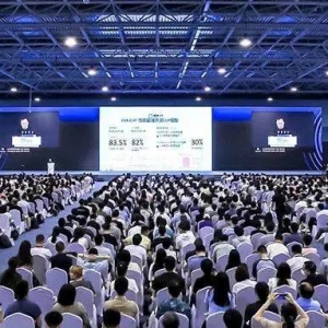中国最强AI研究院的大模型，为何迟到了