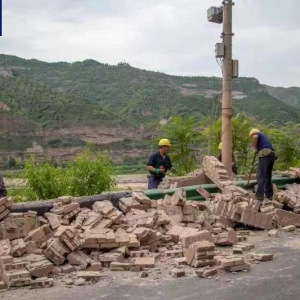 黄河壶口瀑布陕西侧“安全墙”已拆除