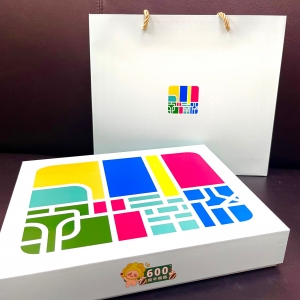 上海“600号月饼”又来了：整盒都是文创，还有解压音频