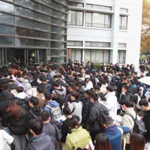 国考、考研报名人数一升一降，年轻人的择业观变了吗？