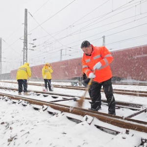 春运舆情分析：雨雪天气对列车运行的影响及铁路部门应对策略 ...