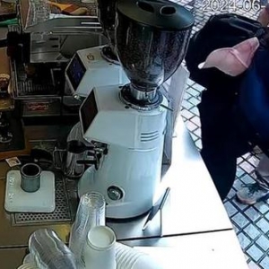 Manner咖啡店冲突事件：品牌公关的应对与反思
