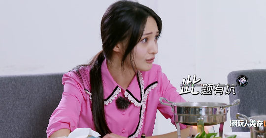 郑爽不知道Kris就是吴亦凡，危机公关却很巧妙
